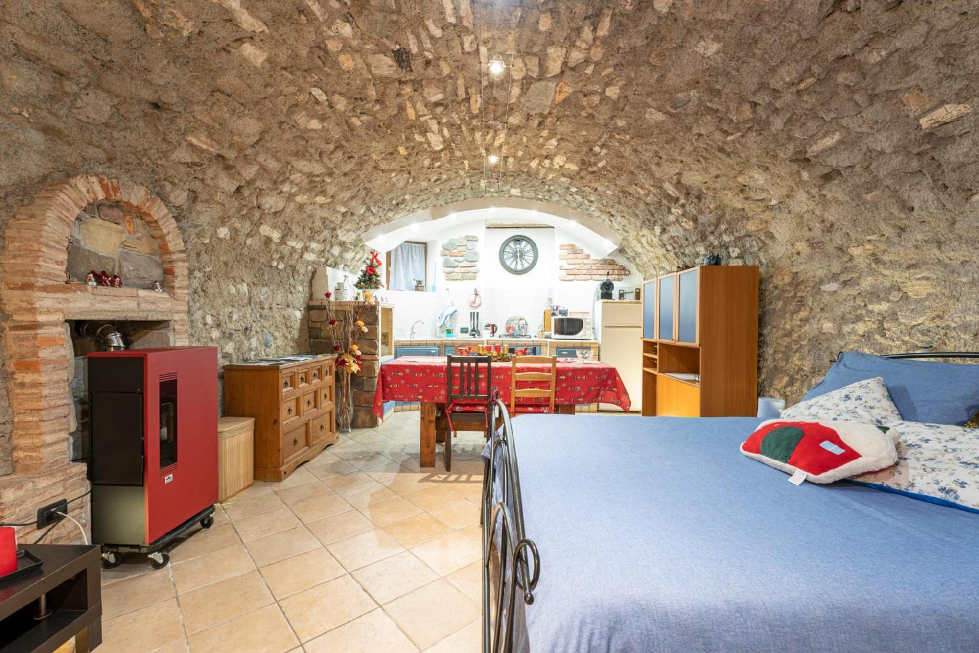 La Taverna Da Irene Roe Екстер'єр фото